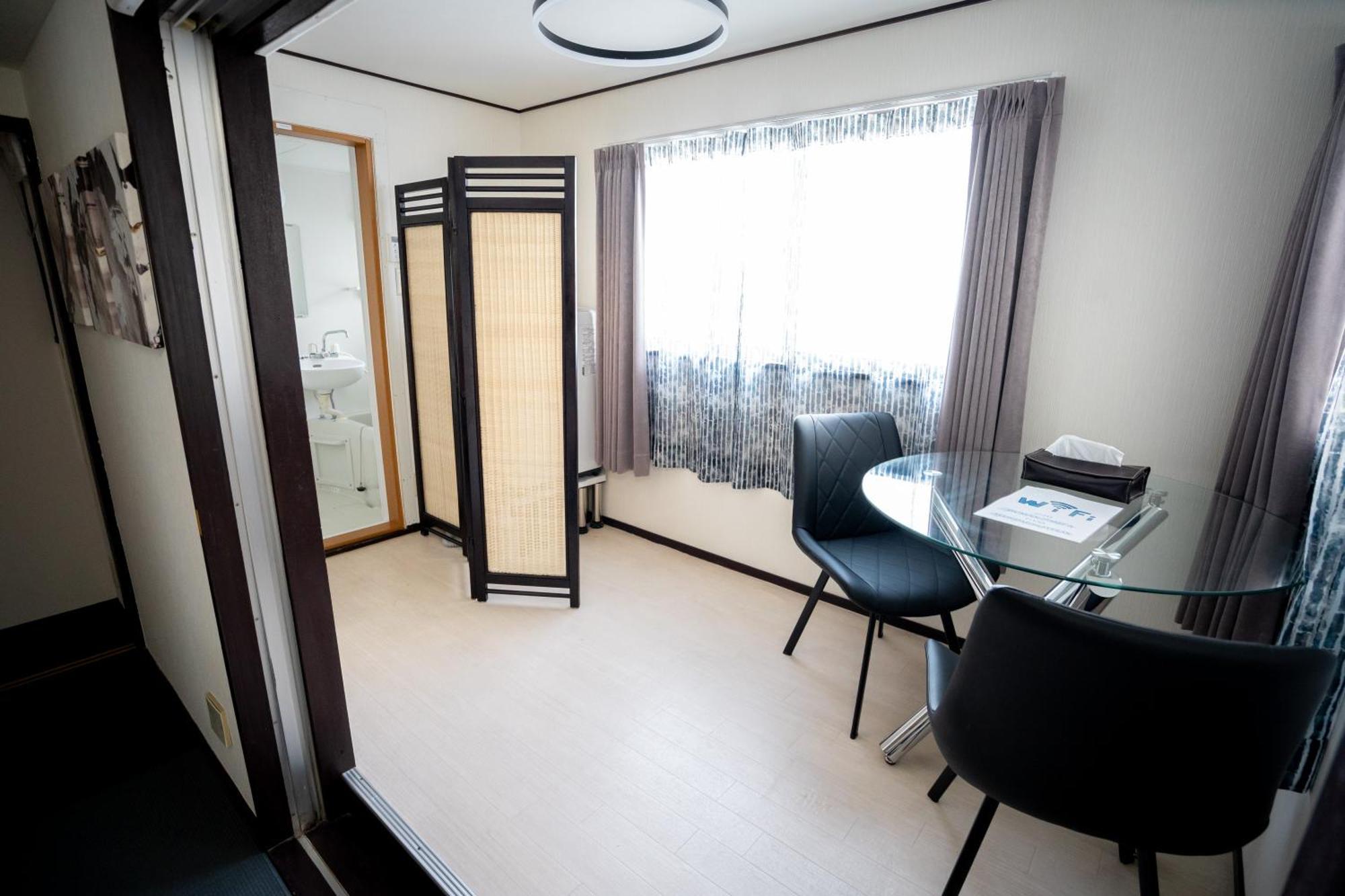 Premier Suite Shinjuku Akebonobashi Front Tokyo Bagian luar foto